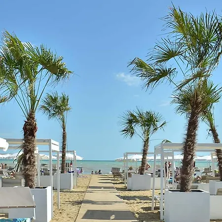 Modern Seaside With Pool Apartamento Bibione